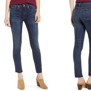 rag & bone Ankle Skinny Raw Hem Jean in Franklin Wash, size 30